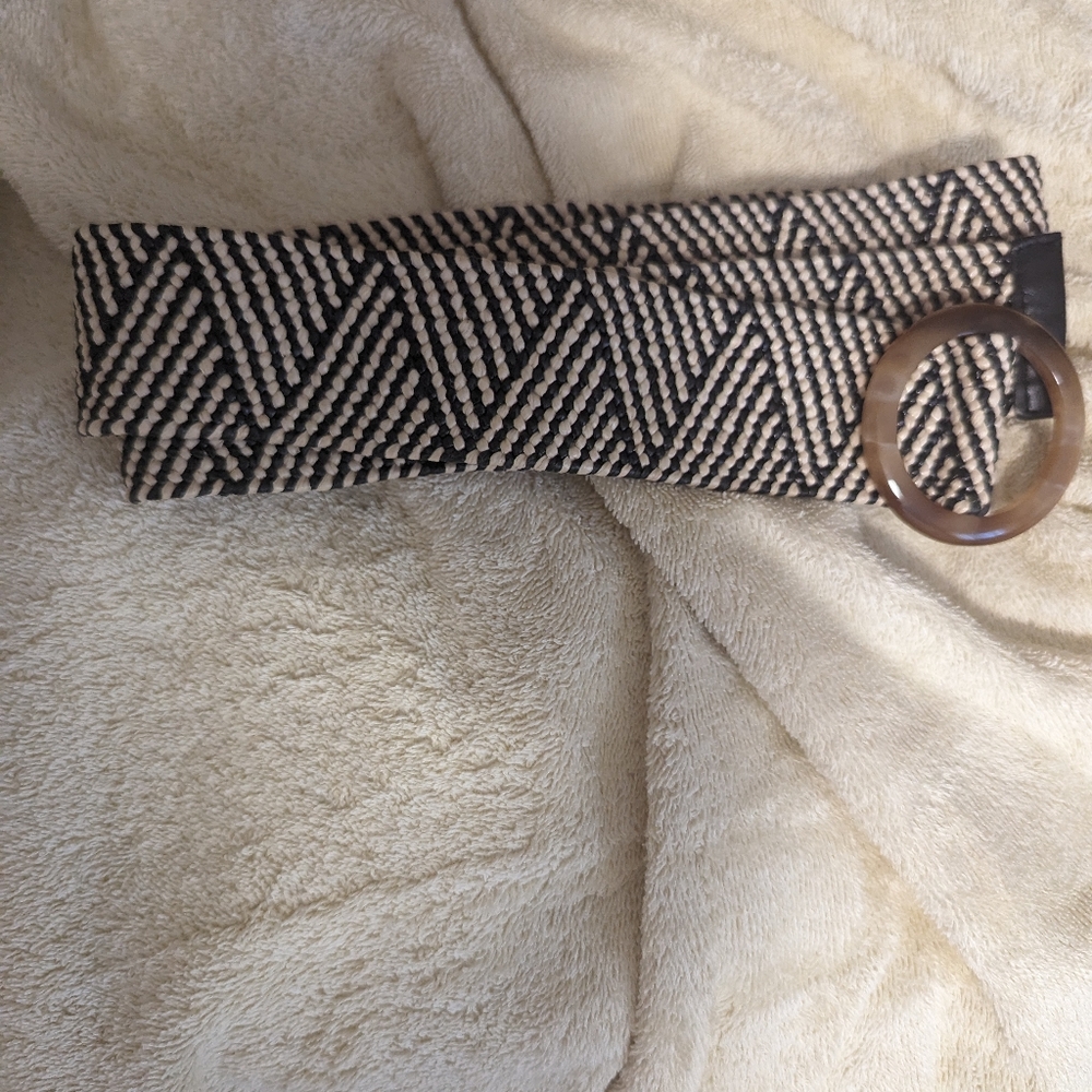 Weaved Belt with Tortoiseshell Hardware